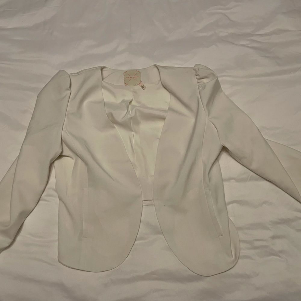 White Cropped Pins and Needles White Blazer Large